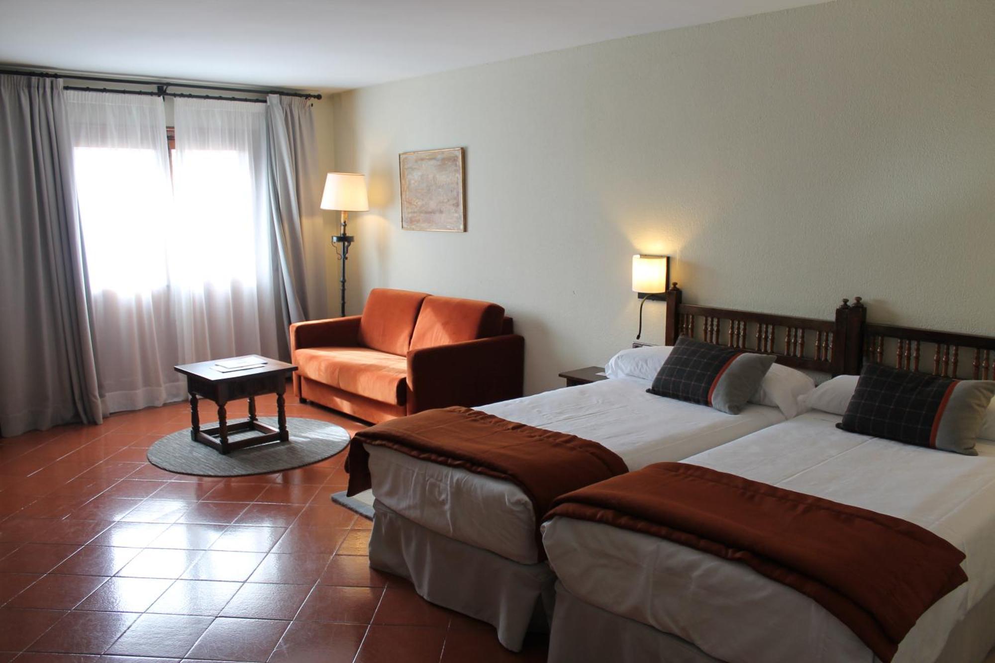 Parador De Santo Domingo De La Calzada Exterior photo