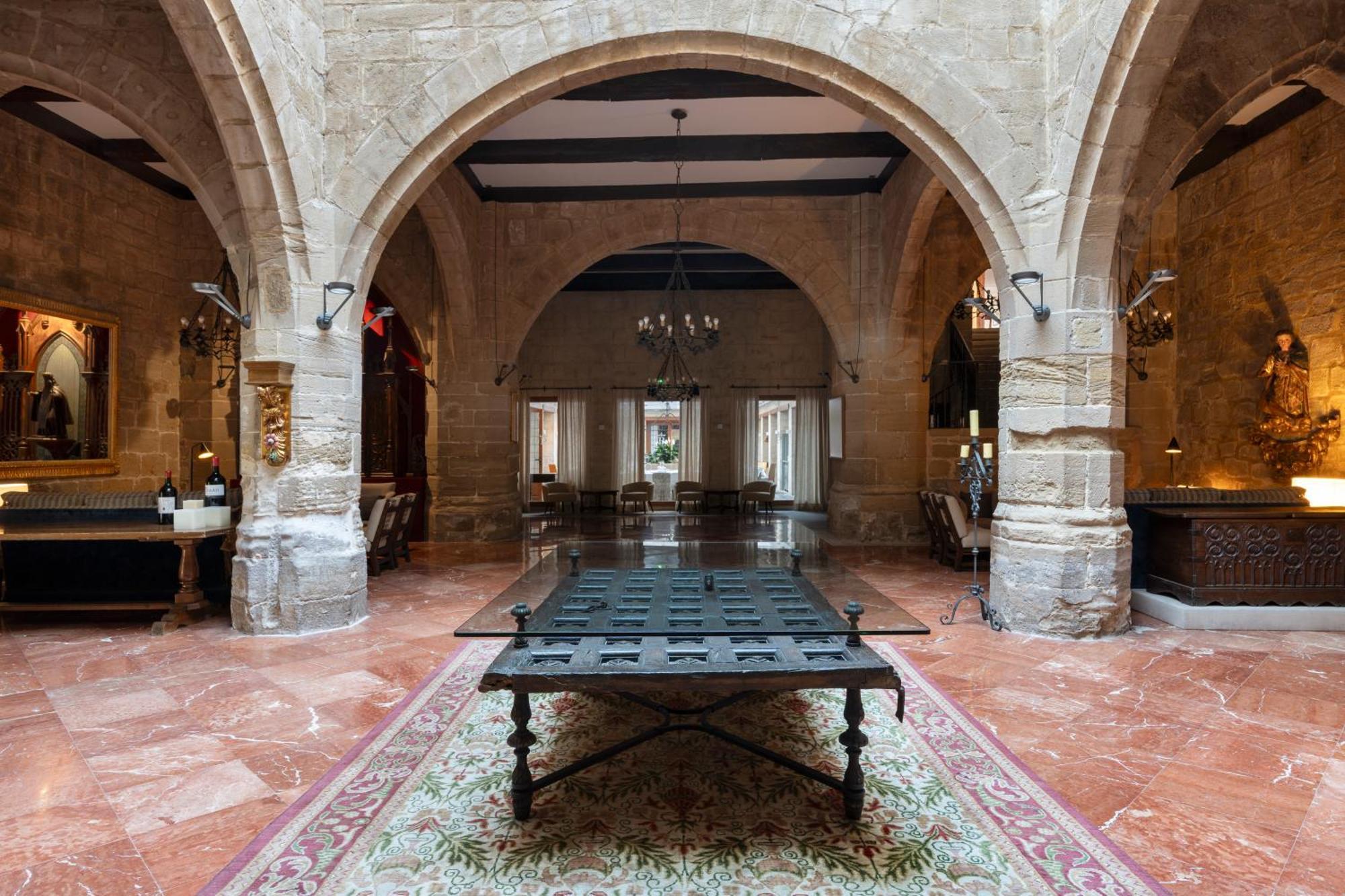 Parador De Santo Domingo De La Calzada Exterior photo