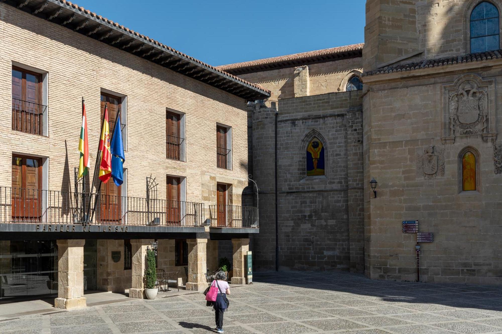 Parador De Santo Domingo De La Calzada Exterior photo